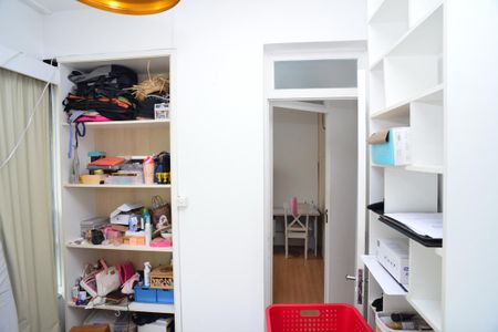 Apartamento à venda com 359m², 6 quartos e 3 vagasQuarto 2