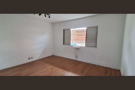 Casa para alugar com 130m², 2 quartos e 1 vaga Casa para alugar com 130m², 2 quartos e 1 vagaQuarto 1