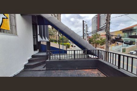 Casa para alugar com 130m², 2 quartos e 1 vaga Casa para alugar com 130m², 2 quartos e 1 vagaVaranda