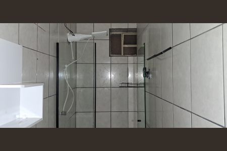 Casa para alugar com 130m², 2 quartos e 1 vaga Casa para alugar com 130m², 2 quartos e 1 vagaBanheiro 1