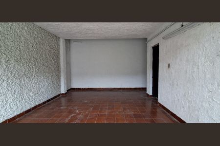 Casa para alugar com 130m², 2 quartos e 1 vaga Casa para alugar com 130m², 2 quartos e 1 vagaGaragem