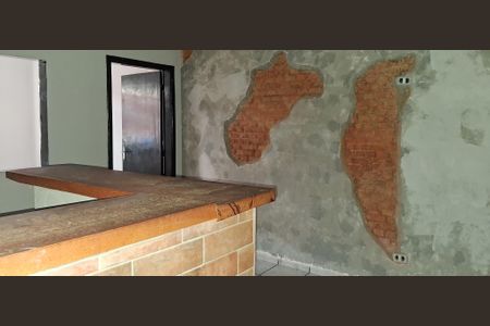 Casa para alugar com 130m², 2 quartos e 1 vaga Casa para alugar com 130m², 2 quartos e 1 vagaSala