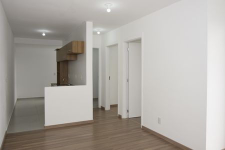 Sala de apartamento para alugar com 2 quartos, 53m² em Jardim de Lourdes, Embu das Artes