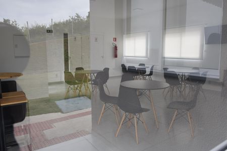 Apartamento para alugar com 53m², 2 quartos e 1 vagaÁrea comum - Salão de festas
