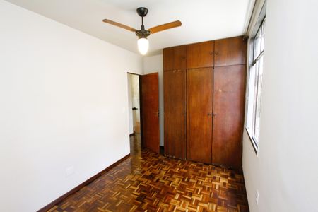 Quarto 1 de apartamento para alugar com 2 quartos, 64m² em Carlos Prates, Belo Horizonte