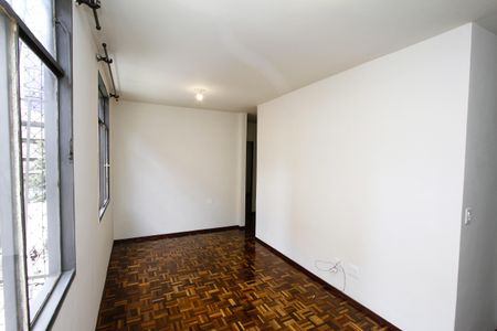 Sala de apartamento para alugar com 2 quartos, 64m² em Carlos Prates, Belo Horizonte
