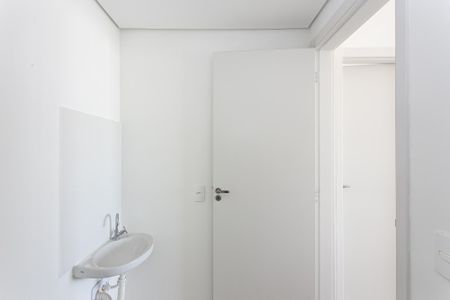 Apartamento para alugar com 42m², 2 quartos e sem vaga Apartamento para alugar com 42m², 2 quartos e sem vagaBanheiro