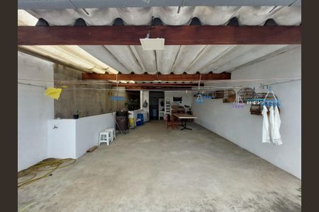 Casa à venda com 150m², 2 quartos e 2 vagas Casa à venda com 150m², 2 quartos e 2 vagasÁrea de Lazer