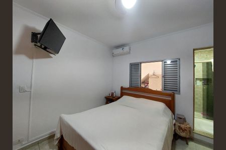 Casa à venda com 150m², 2 quartos e 2 vagas Casa à venda com 150m², 2 quartos e 2 vagasQuarto 2