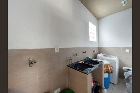 Casa à venda com 150m², 2 quartos e 2 vagas Casa à venda com 150m², 2 quartos e 2 vagasÁrea de Serviço