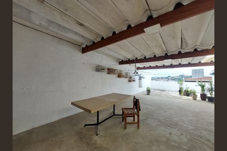 Casa à venda com 150m², 2 quartos e 2 vagas Casa à venda com 150m², 2 quartos e 2 vagasÁrea de Lazer