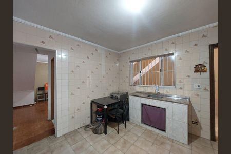 Casa à venda com 150m², 2 quartos e 2 vagas Casa à venda com 150m², 2 quartos e 2 vagasCozinha Casa 2