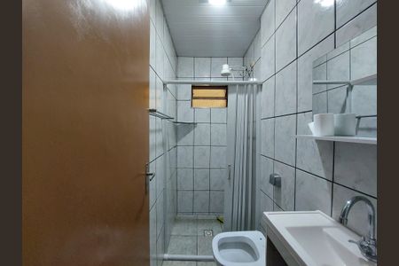Casa à venda com 150m², 2 quartos e 2 vagas Casa à venda com 150m², 2 quartos e 2 vagasBanheiro Casa 2