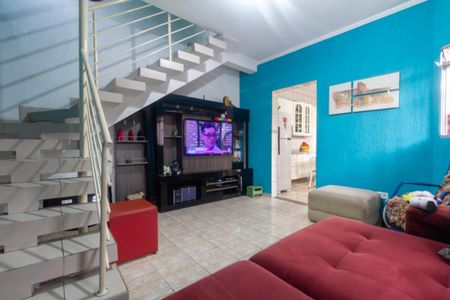 Casa para alugar com 65m², 2 quartos e 2 vagas Casa para alugar com 65m², 2 quartos e 2 vagasSala