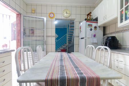 Casa para alugar com 65m², 2 quartos e 2 vagas Casa para alugar com 65m², 2 quartos e 2 vagasCozinha