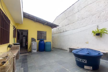 Casa para alugar com 65m², 2 quartos e 2 vagas Casa para alugar com 65m², 2 quartos e 2 vagasQuintal