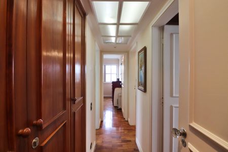 Apartamento à venda com 97m², 3 quartos e 1 vagaCorredor 