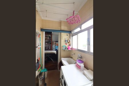 Apartamento à venda com 97m², 3 quartos e 1 vagaÁrea de Serviço