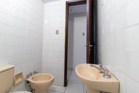 Casa à venda com 138m², 3 quartos e 1 vaga Casa à venda com 138m², 3 quartos e 1 vagaBanheiro de serviço