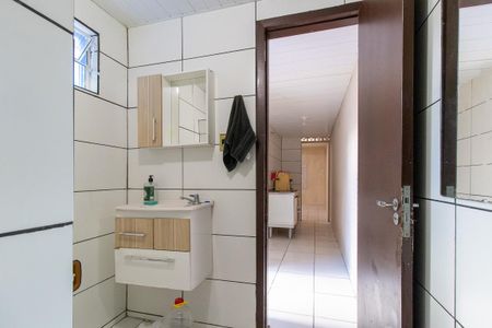 Casa à venda com 138m², 3 quartos e 1 vaga Casa à venda com 138m², 3 quartos e 1 vagaBanheiro Social