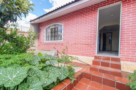 Casa à venda com 138m², 3 quartos e 1 vaga Casa à venda com 138m², 3 quartos e 1 vagaEntrada