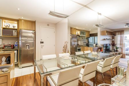 Sala de apartamento para alugar com 2 quartos, 64m² em Vila Olímpia, São Paulo