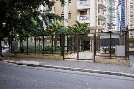 Apartamento para alugar com 64m², 2 quartos e 1 vaga Apartamento para alugar com 64m², 2 quartos e 1 vagaFachada