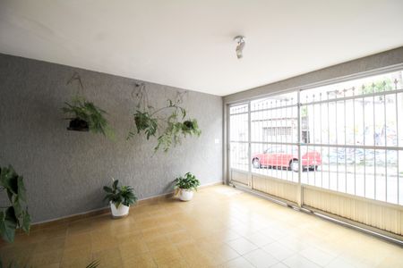 Casa à venda com 120m², 3 quartos e 2 vagas Casa à venda com 120m², 3 quartos e 2 vagasGaragem