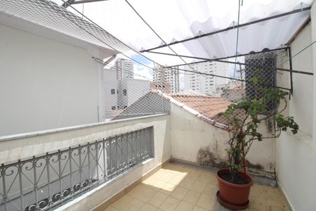 Casa à venda com 120m², 3 quartos e 2 vagas Casa à venda com 120m², 3 quartos e 2 vagasQuintal 2