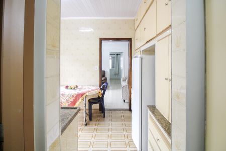 Casa à venda com 120m², 3 quartos e 2 vagas Casa à venda com 120m², 3 quartos e 2 vagasCozinha - Despensa