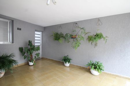 Casa à venda com 120m², 3 quartos e 2 vagas Casa à venda com 120m², 3 quartos e 2 vagasGaragem