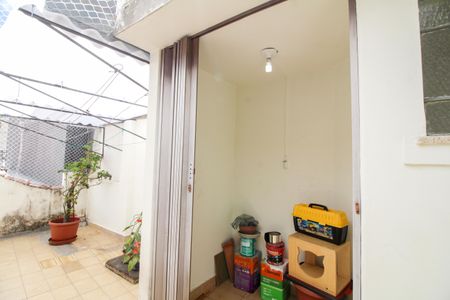 Casa à venda com 120m², 3 quartos e 2 vagas Casa à venda com 120m², 3 quartos e 2 vagasQuintal 2 - Despensa