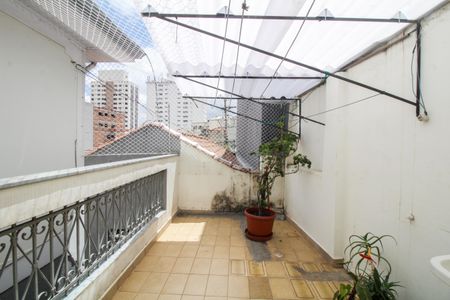 Casa à venda com 120m², 3 quartos e 2 vagas Casa à venda com 120m², 3 quartos e 2 vagasQuintal 2