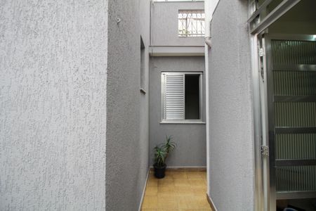 Casa à venda com 120m², 3 quartos e 2 vagas Casa à venda com 120m², 3 quartos e 2 vagasQuintal 1