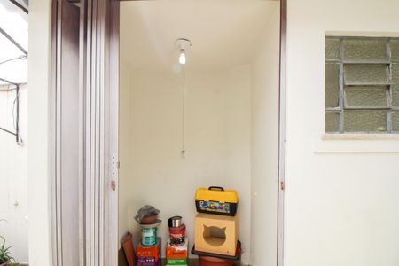 Casa à venda com 120m², 3 quartos e 2 vagas Casa à venda com 120m², 3 quartos e 2 vagasQuintal 2 - Despensa