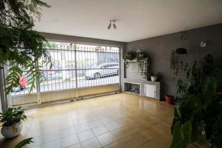 Casa à venda com 120m², 3 quartos e 2 vagas Casa à venda com 120m², 3 quartos e 2 vagasGaragem