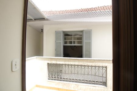 Casa à venda com 120m², 3 quartos e 2 vagas Casa à venda com 120m², 3 quartos e 2 vagasBanheiro 2