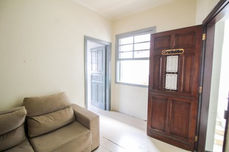 Casa à venda com 120m², 3 quartos e 2 vagas Casa à venda com 120m², 3 quartos e 2 vagasSala 2