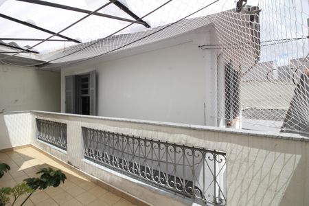 Casa à venda com 120m², 3 quartos e 2 vagas Casa à venda com 120m², 3 quartos e 2 vagasQuintal 2