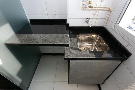 Apartamento para alugar com 42m², 2 quartos e 1 vagaÁrea de Serviço
