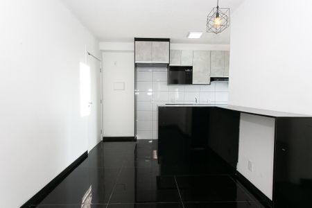Apartamento para alugar com 42m², 2 quartos e 1 vagaSala