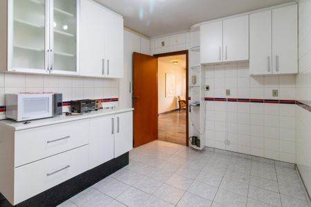 Apartamento à venda com 145m², 3 quartos e 2 vagasCozinha
