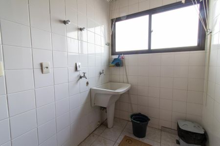 Apartamento à venda com 145m², 3 quartos e 2 vagasÁrea de Serviço