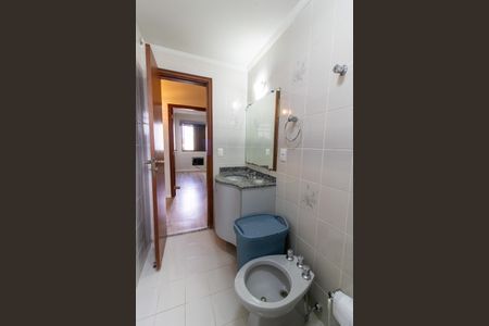 Apartamento à venda com 145m², 3 quartos e 2 vagasBanheiro Social