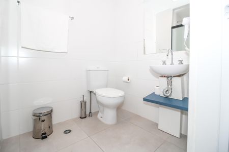 Studio para alugar com 26m², 1 quarto e sem vaga Studio para alugar com 26m², 1 quarto e sem vagaBanheiro