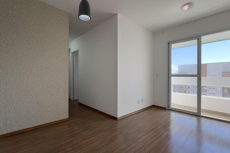 Sala de apartamento para alugar com 2 quartos, 52m² em Jardim Flor da Montanha, Guarulhos