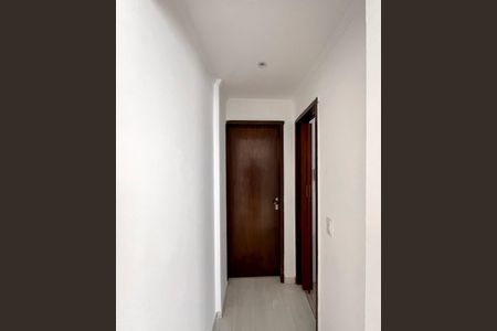 Corredor de apartamento para alugar com 1 quarto, 40m² em Aclimação, São Paulo
