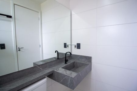 Apartamento para alugar com 60m², 3 quartos e 1 vaga Apartamento para alugar com 60m², 3 quartos e 1 vagaBanheiro da Suíte