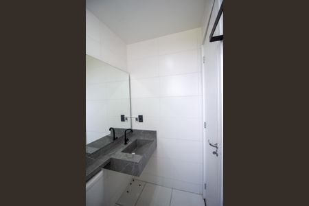 Apartamento para alugar com 60m², 3 quartos e 1 vaga Apartamento para alugar com 60m², 3 quartos e 1 vagaBanheiro da Suíte