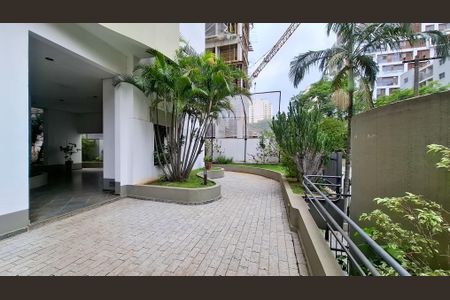 Apartamento para alugar com 75m², 3 quartos e 1 vaga Apartamento para alugar com 75m², 3 quartos e 1 vagaEntrada do Prédio